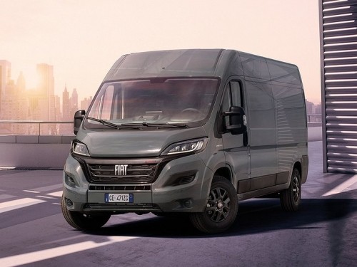 Fiat представил обновленный фургон Ducato