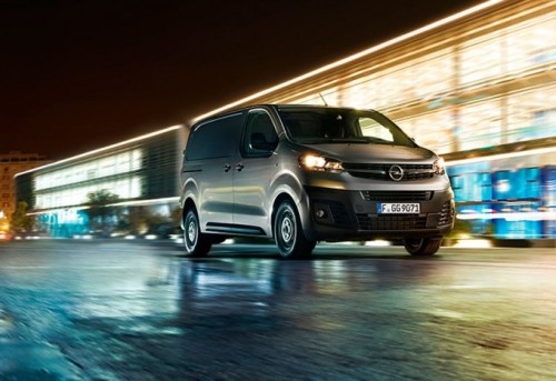 Фургон Opel Vivaro с "автоматом" стал доступен в России