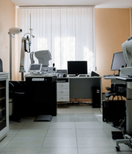 Глазные операции, доступны теперь каждому