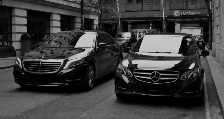 The Ultimate Guide to Selecting the Perfect Party Limousine in Seattle