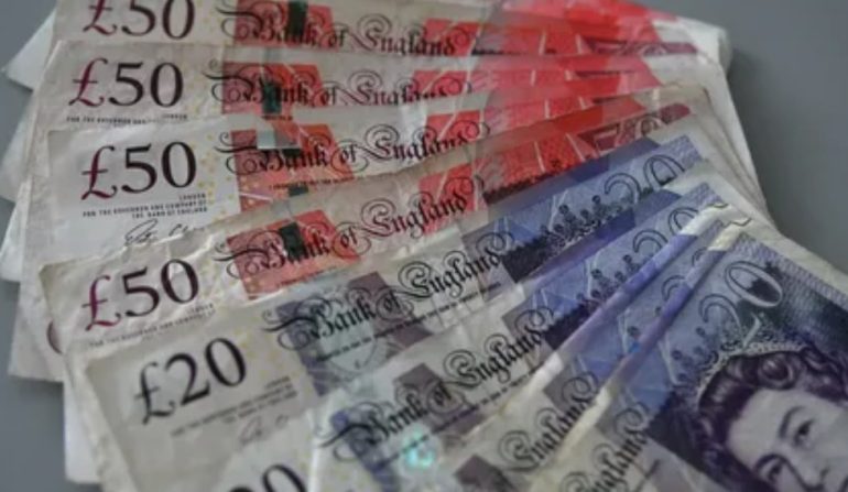 Фунты стерлингов старого образца: где и как обменять в 2025 без лишних затрат