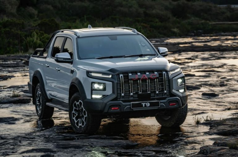 Как JAC T9 меняет представление о пикапах для семьи
