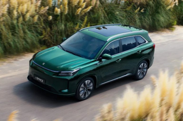 Evolute i-Space 5 или 7 мест: какую версию выбрать для семьи