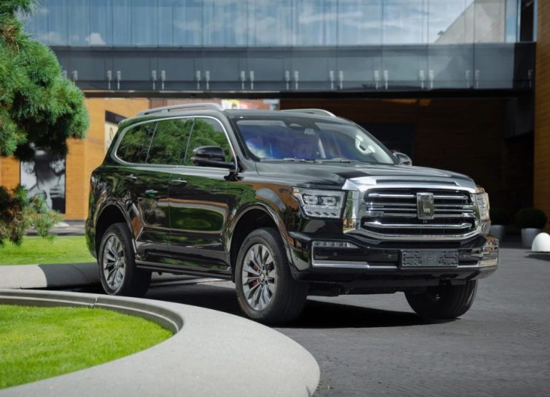 Танк 500 в городе: габариты, парковка и комфорт в пробках мегаполиса