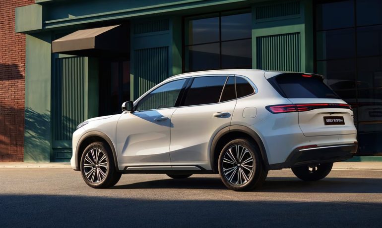 Geely EX5 EM-i на рынке: чем он отличается от других гибридов