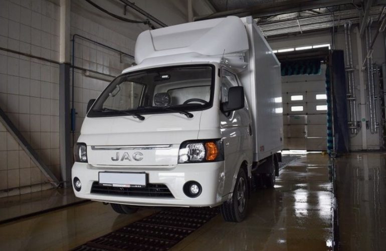 Грузовики JAC: почему китайские коммерческие автомобили завоевывают российский рынок