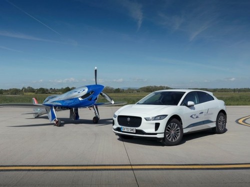 Как Jaguar I-Pace поможет самолету установить скоростной рекорд
