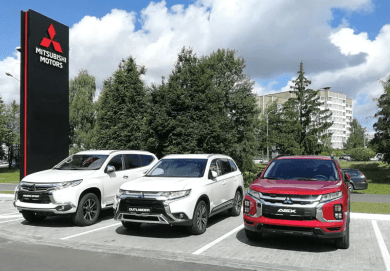 Обслуживание автомобиля Mitsubishi у официального дилера в Минске