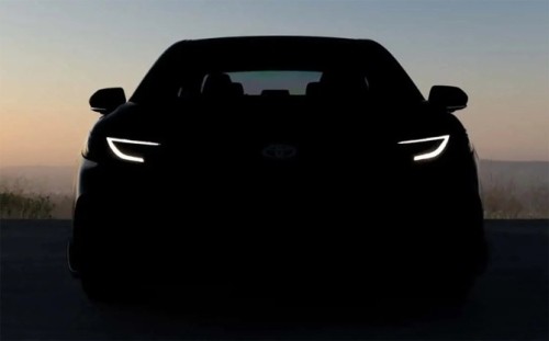 Toyota опубликовала первое изображение новой Camry